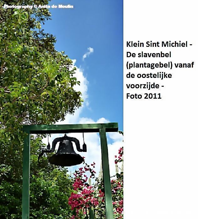 37. Klein Sint Michiel slavenbel vanuit het oosten 2011